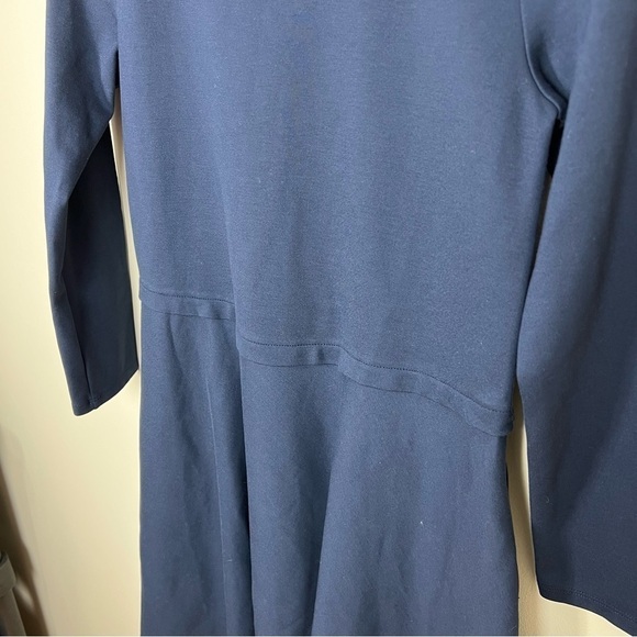 Cuyana Ponte Long Sleeve‎ Dress in Navy - Picture 6 of 15